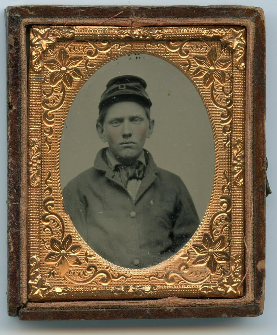 9th plate Ambrotype Soldier (1 of 3)