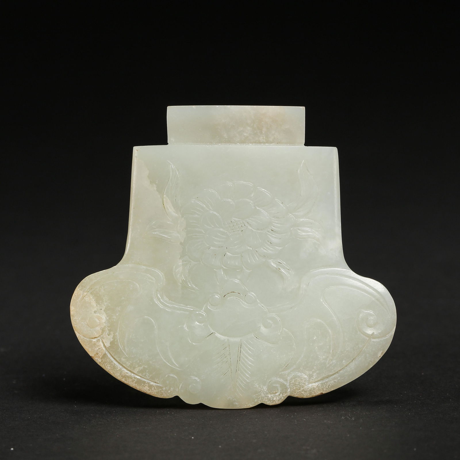 HETIAN JADE RITUAL OBJECT, MING DYNASTY, CHINA (1 of 7)
