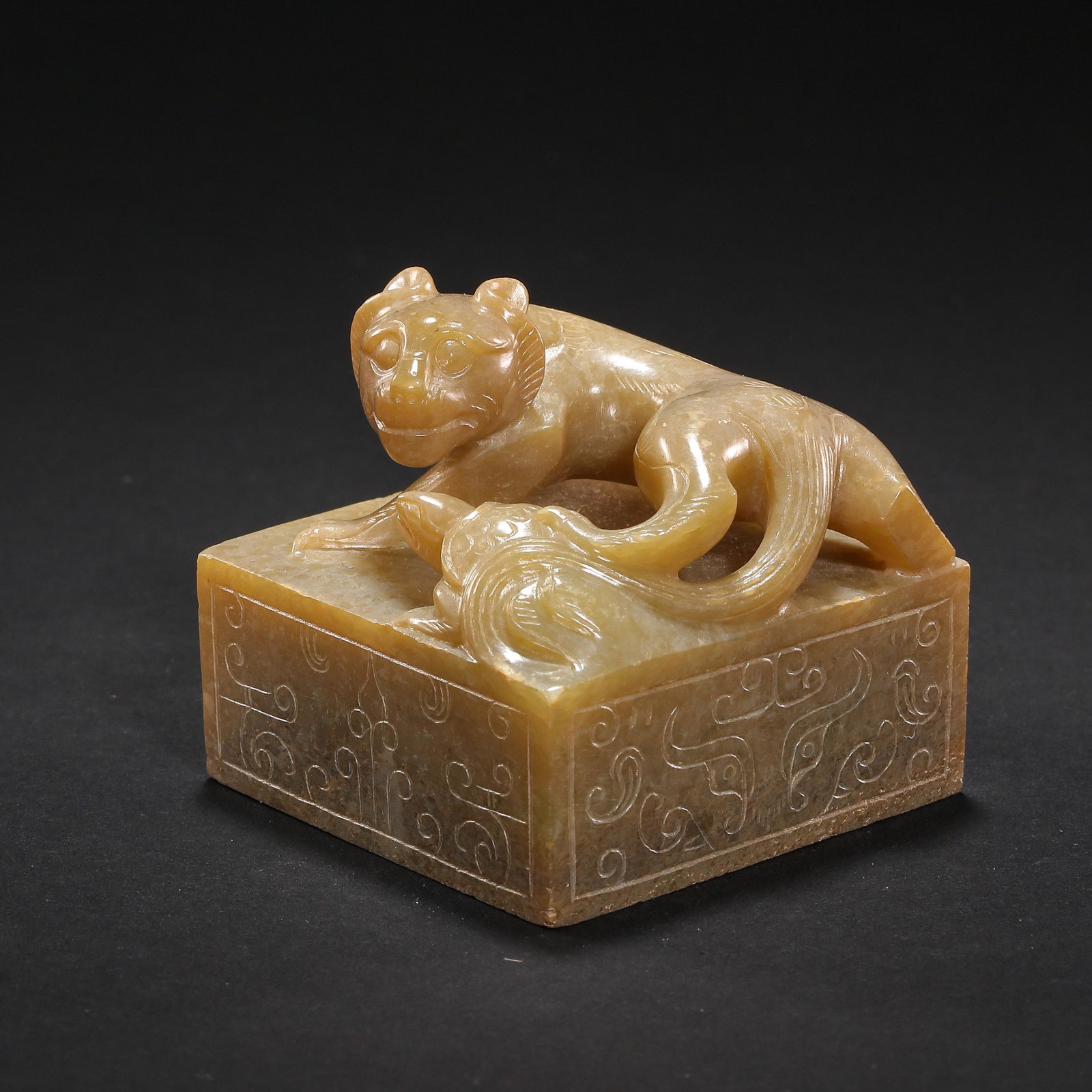 HAN DYNASTY, CHINESE HETIAN JADE SEAL (1 of 7)