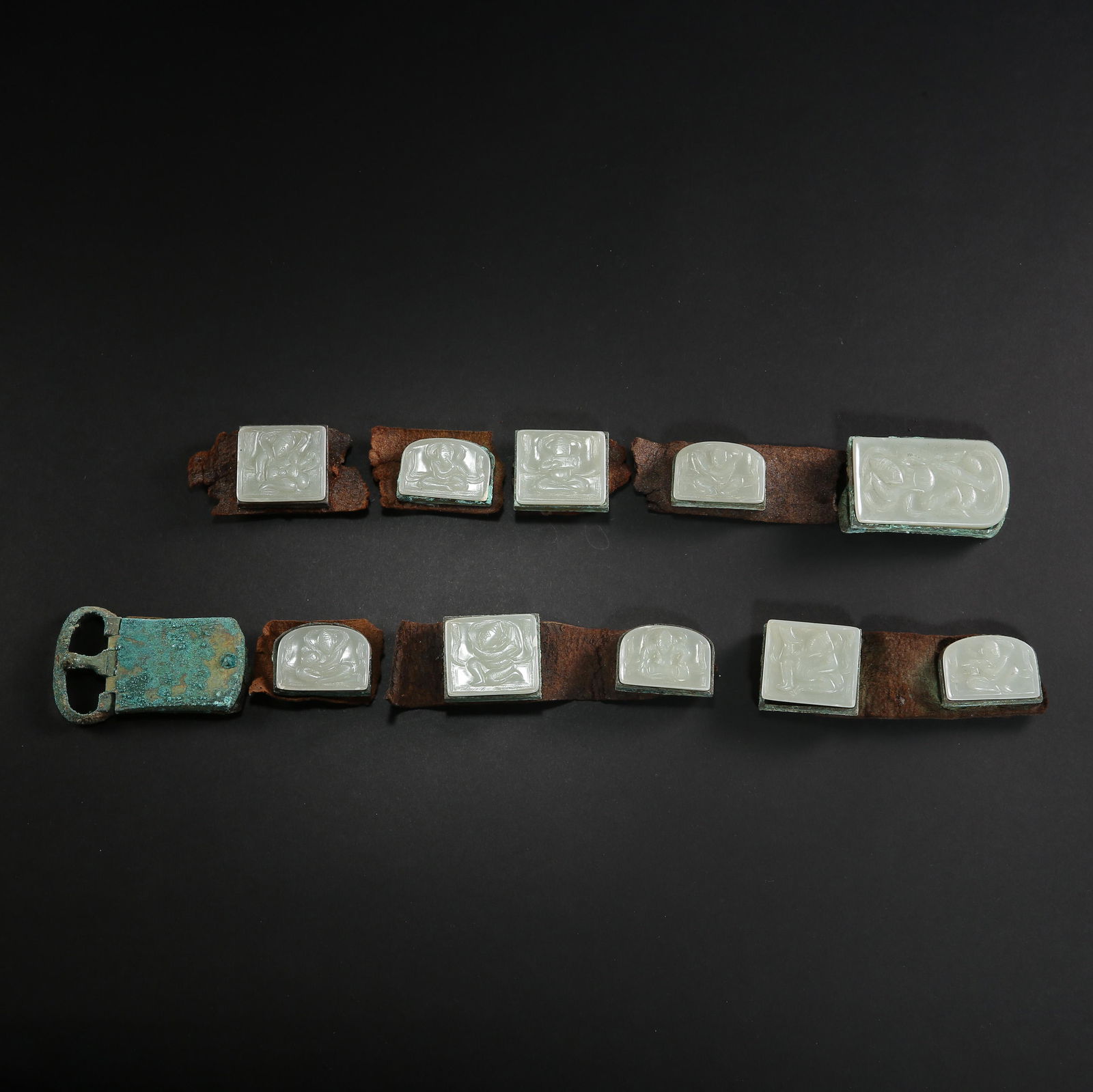 A SET OF HETIAN JADE BELTS DURING THE LIAO OR JIN (1 of 10)