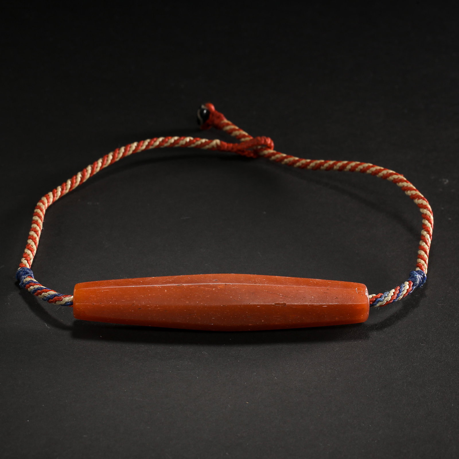 CHINESE TANG DYNASTY AGATE BEAD (1 of 7)