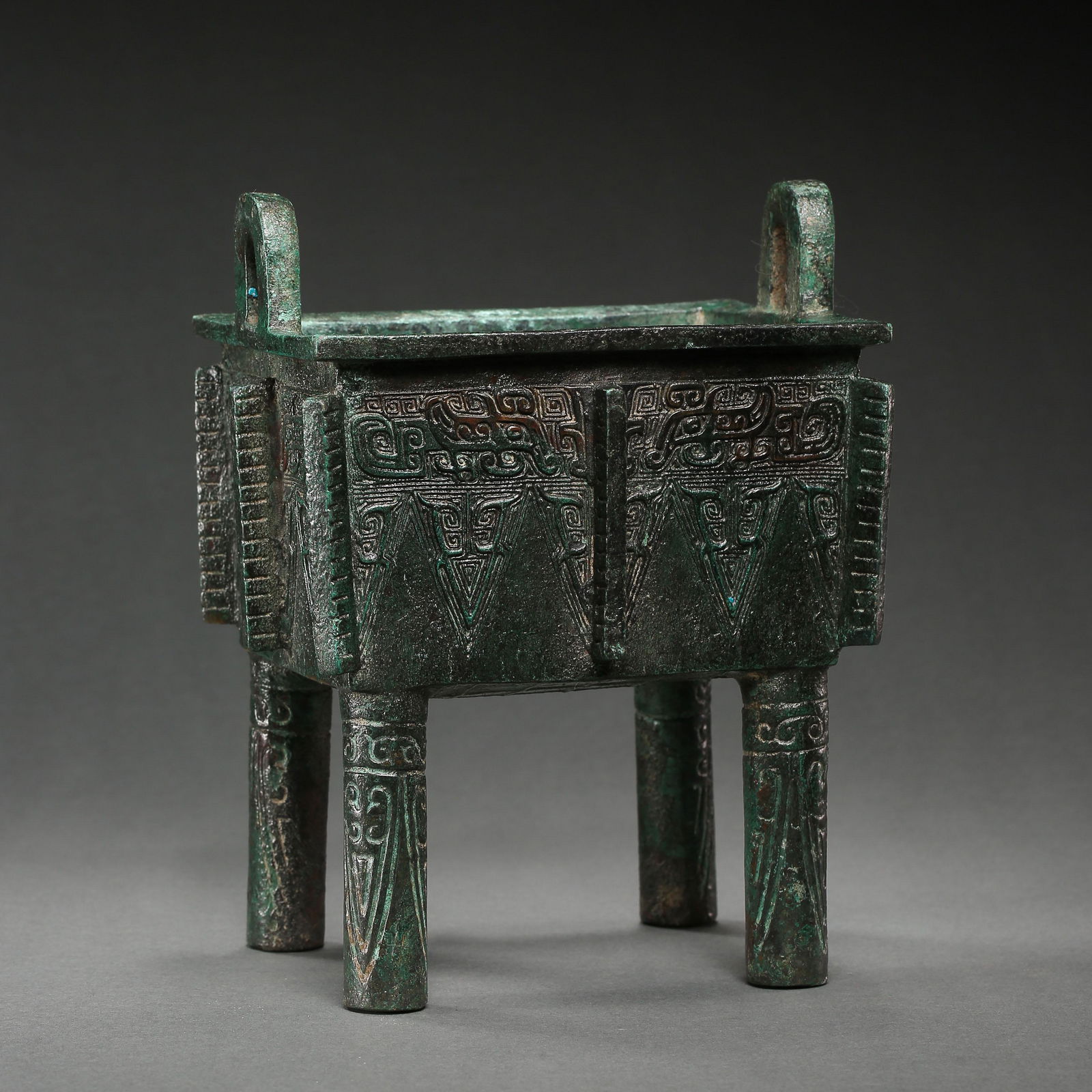 SQUARE BRONZE DING, WARRING STATES PERIOD IN CHINA (1 of 10)