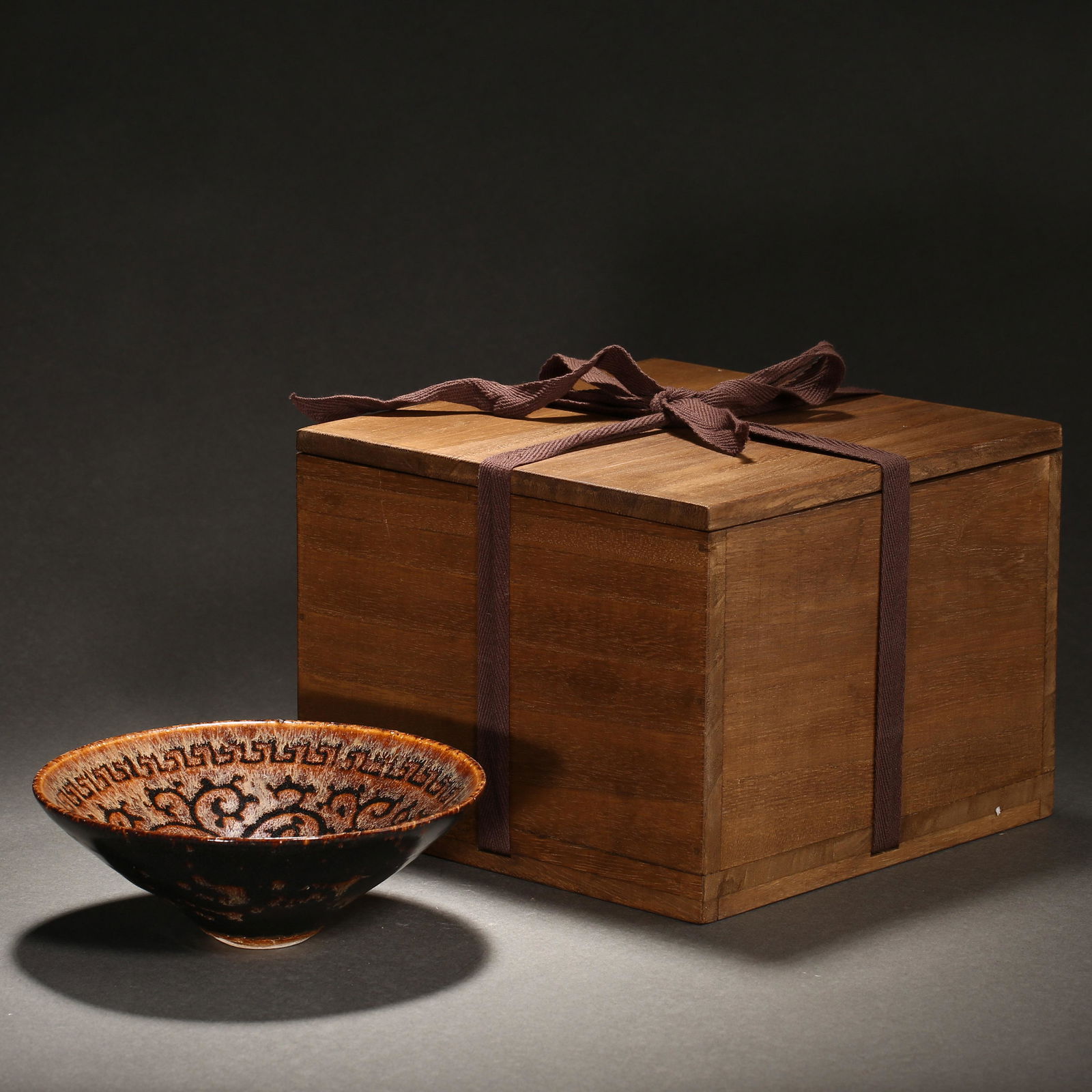 CHINESE SOUTHERN SONG DYNASTY, JIZHOU WARE CUP (1 of 9)