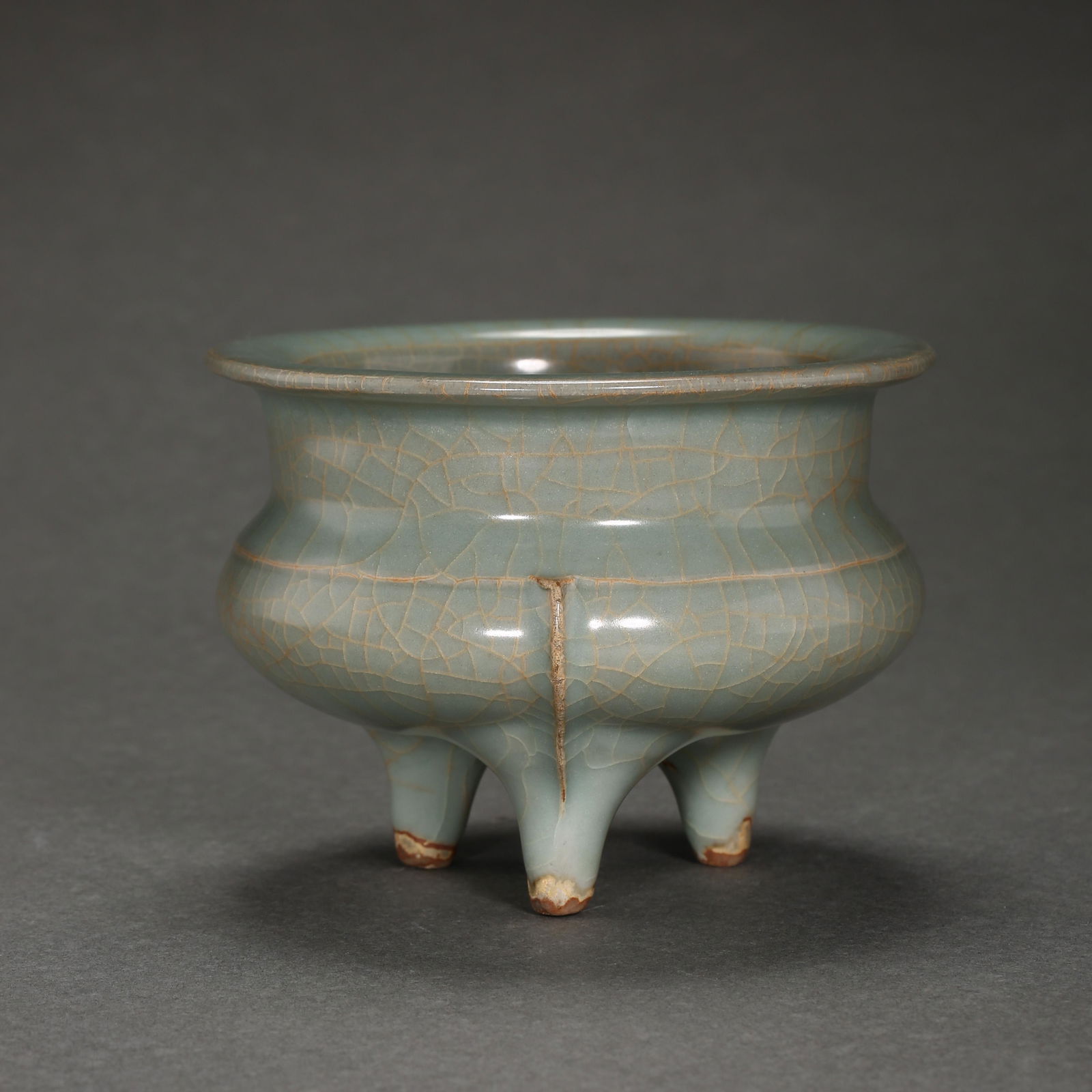 SOUTHERN SONG DYNASTY, LONGQUAN WARE CELADON FURNACE (1 of 8)