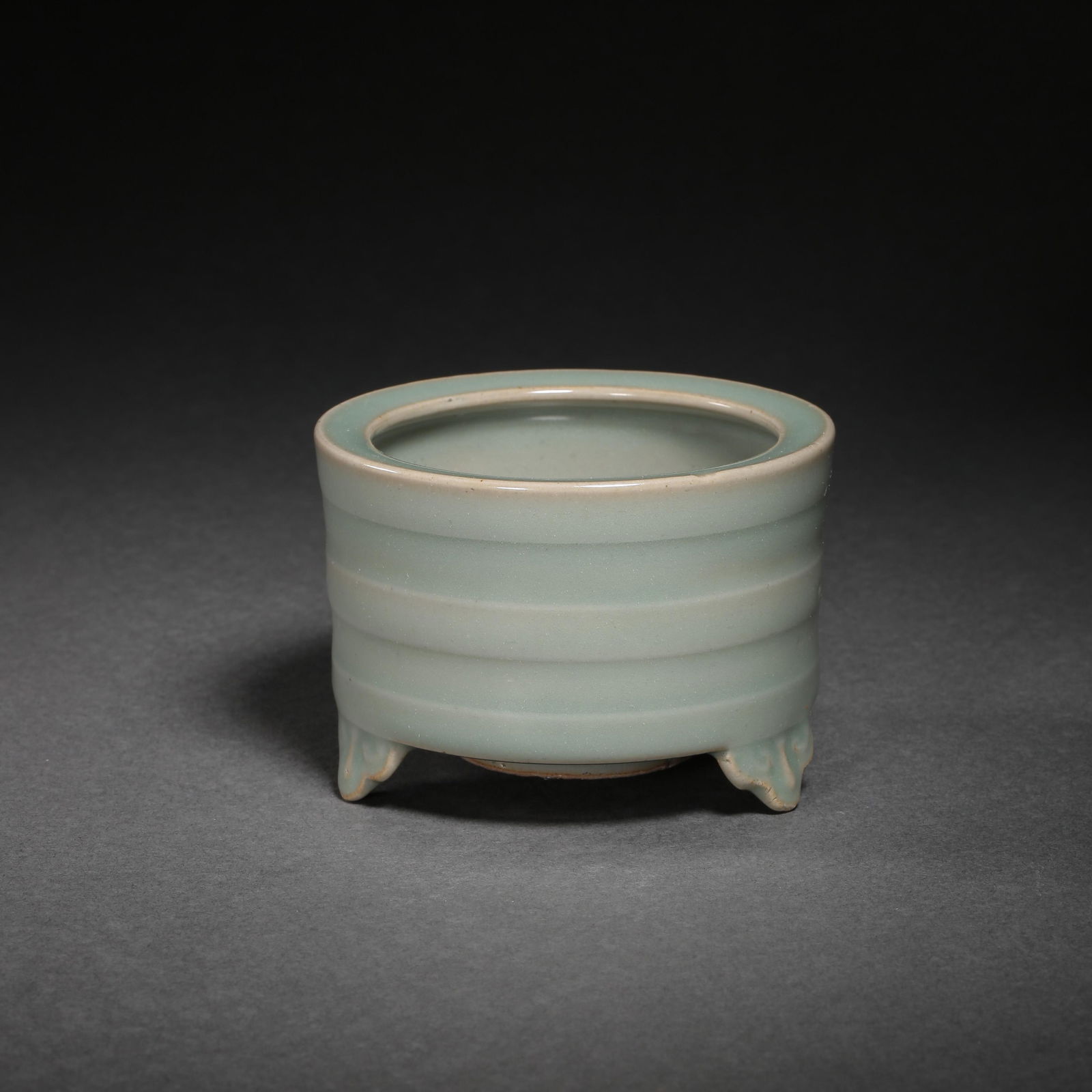 SOUTHERN SONG DYNASTY, LONGQUAN WARE CELADON FURNACE (1 of 7)