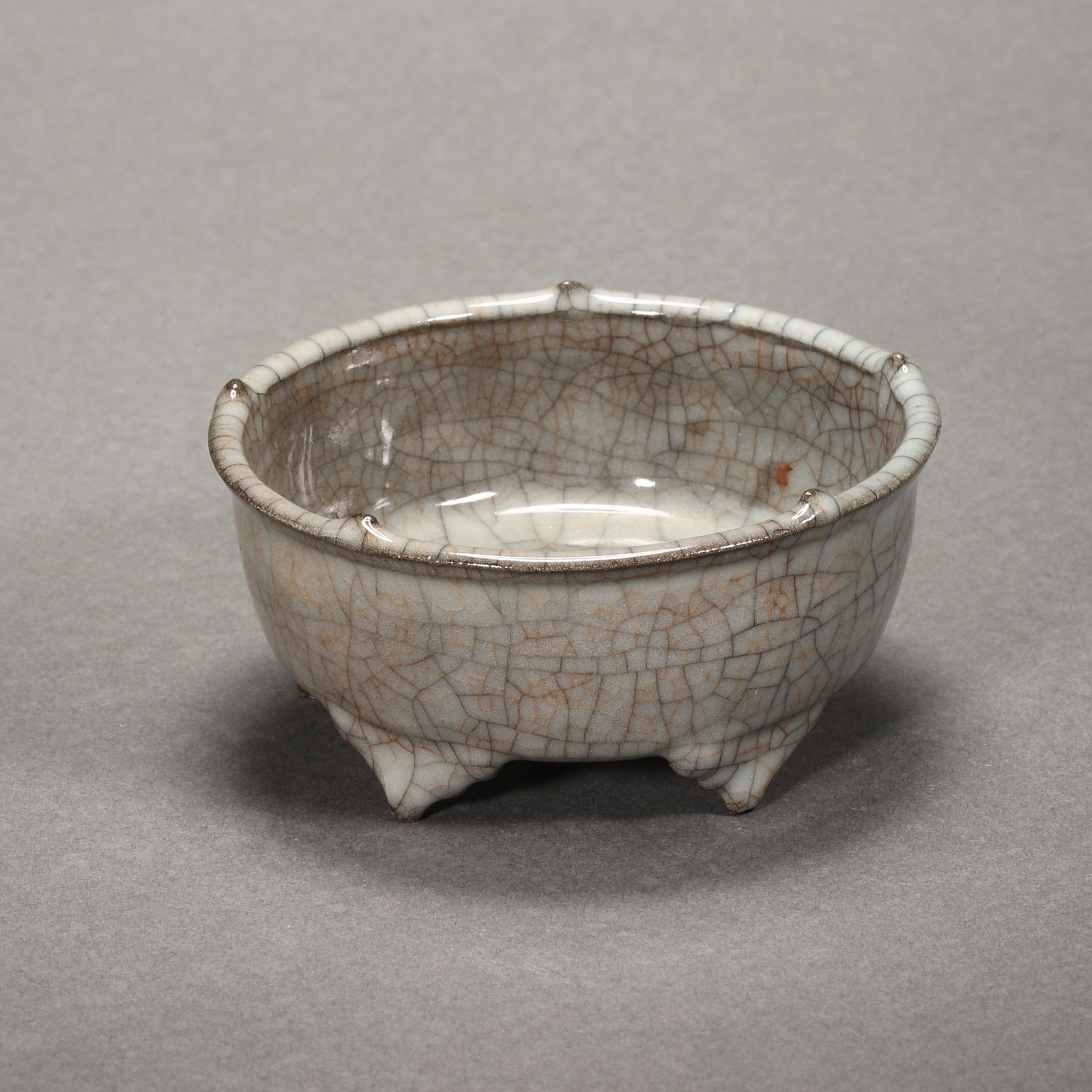 SOUTHERN SONG DYNASTY, CHINESE CELADON TRIPOD BRUSH (1 of 9)