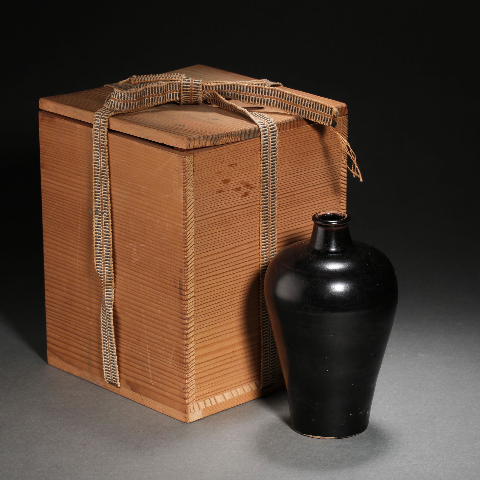 CIZHOU WARE BLACK GLAZED PLUM VASE, NORTHERN SONG (1 of 9)