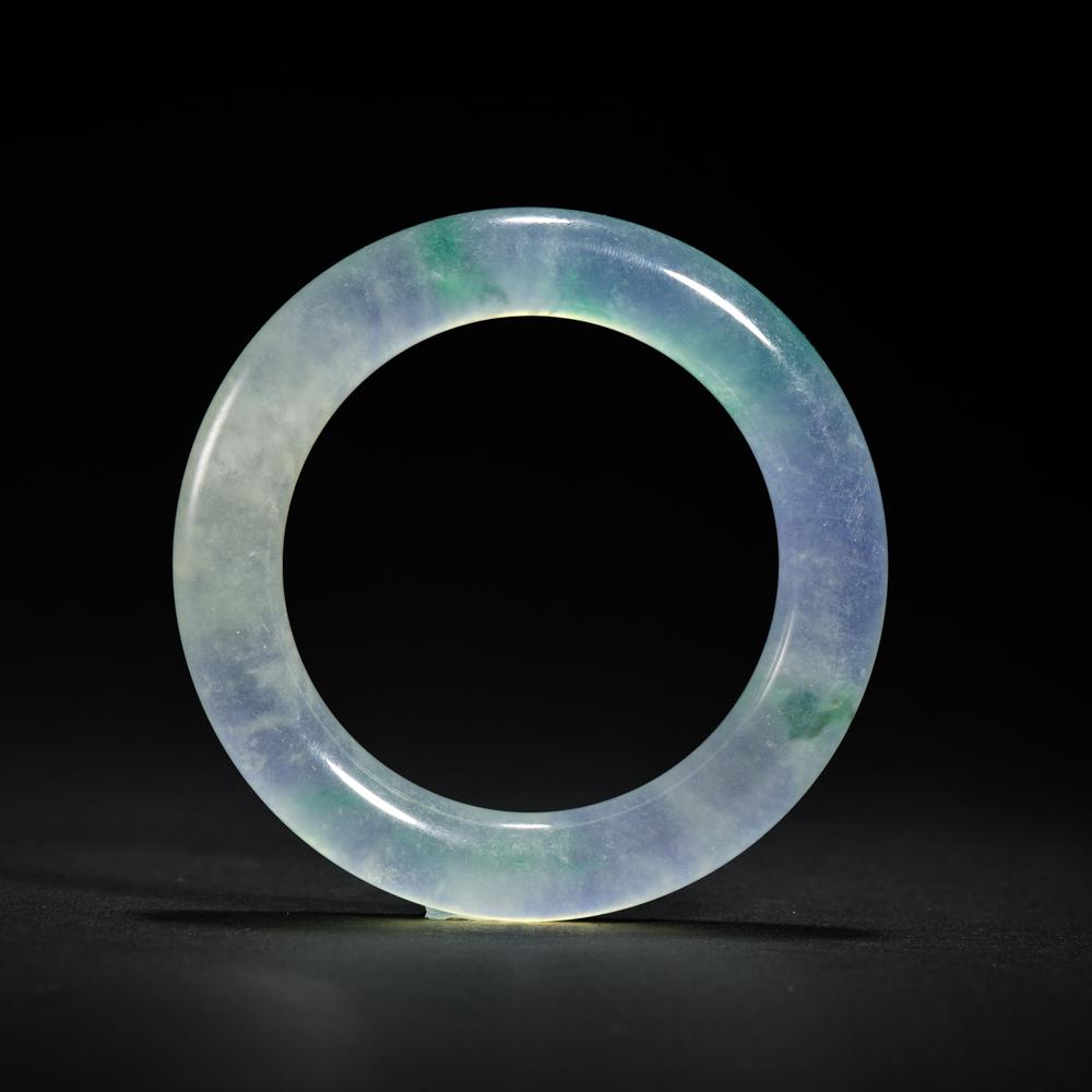 QING DYNASTY, CHINESE JADE BRACELET (1 of 6)