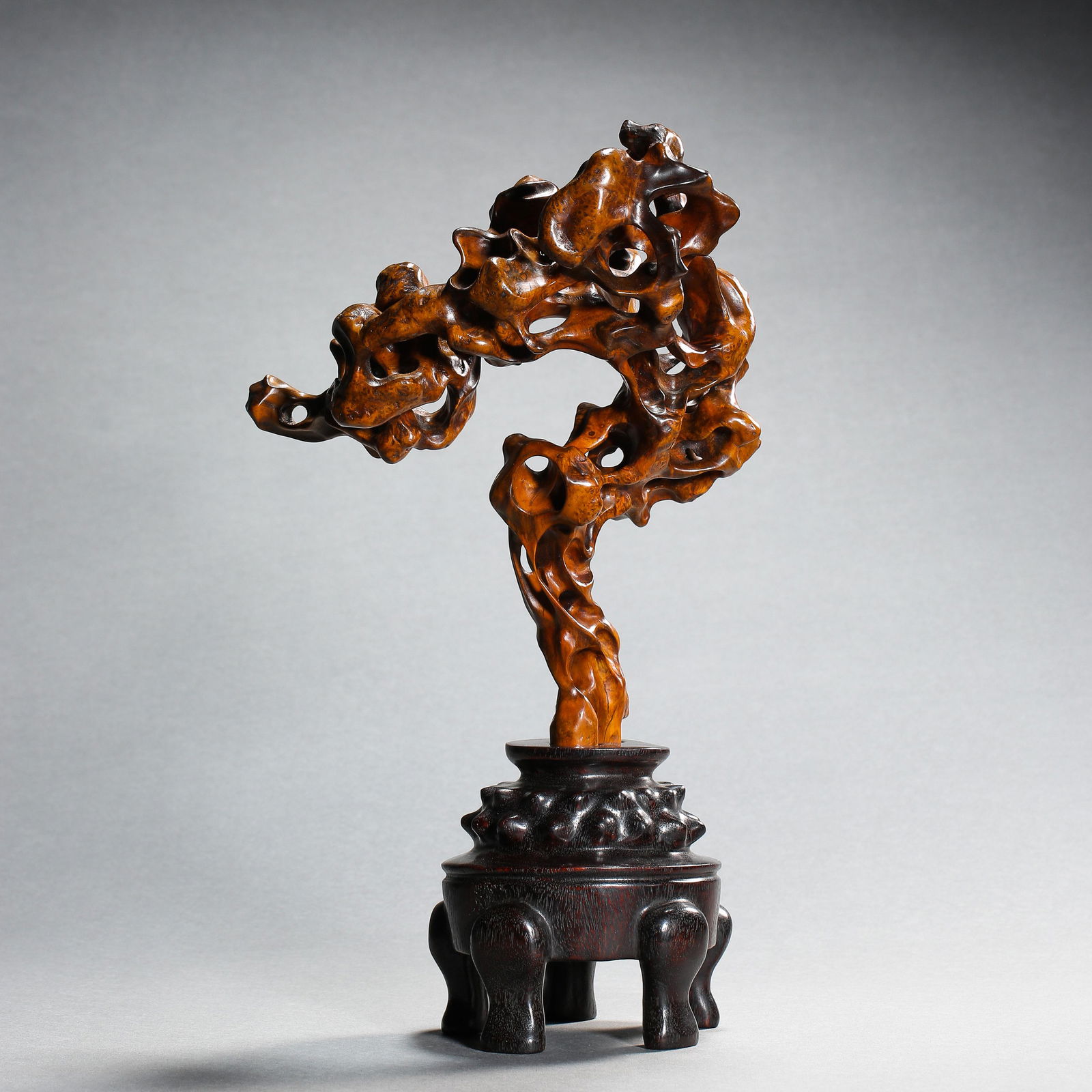 CHINESE BOXWOOD CARVING, QING DYNASTY (1 of 9)