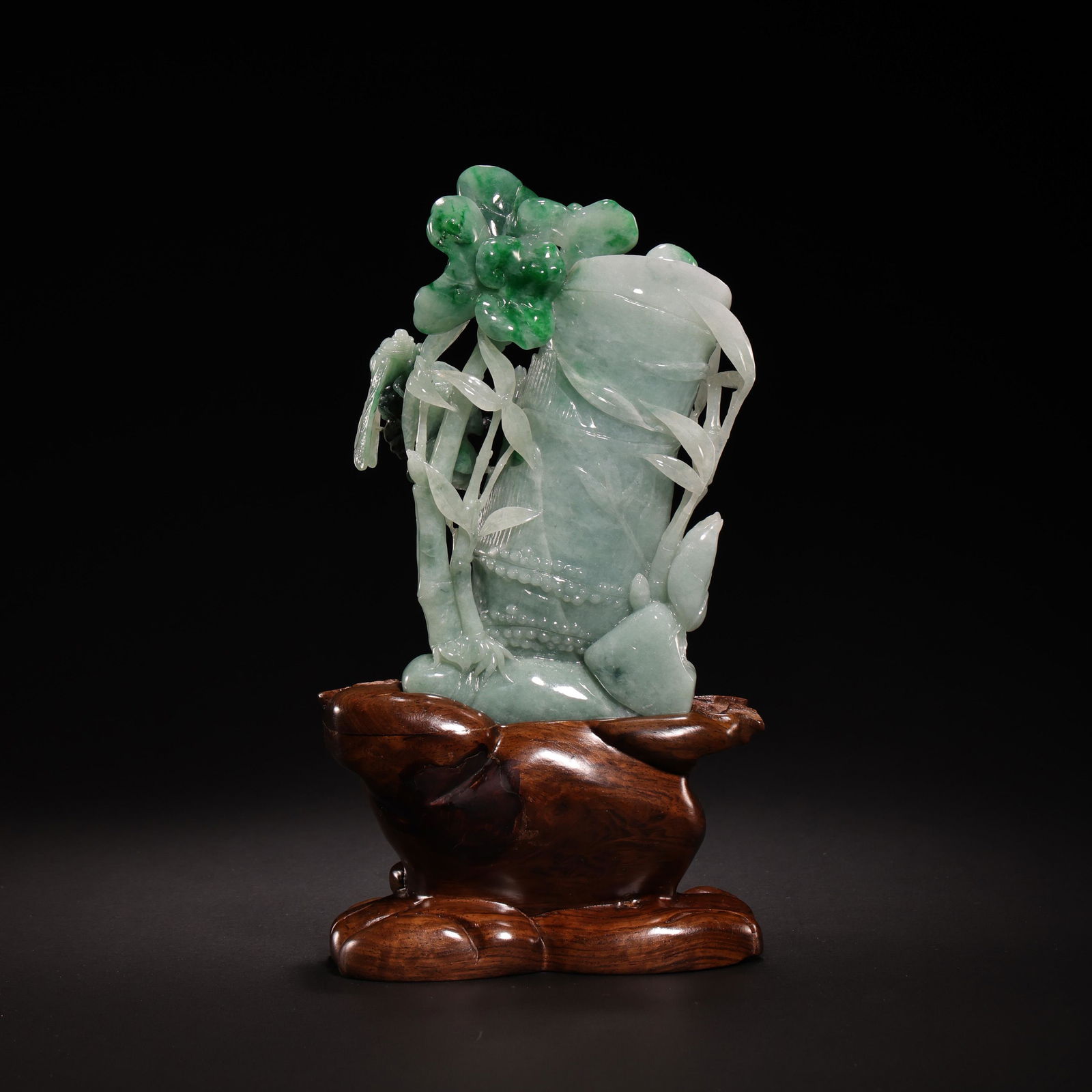 CHINESE EMERALD AND BAMBOO ORNAMENT, QING DYNASTY (1 of 11)