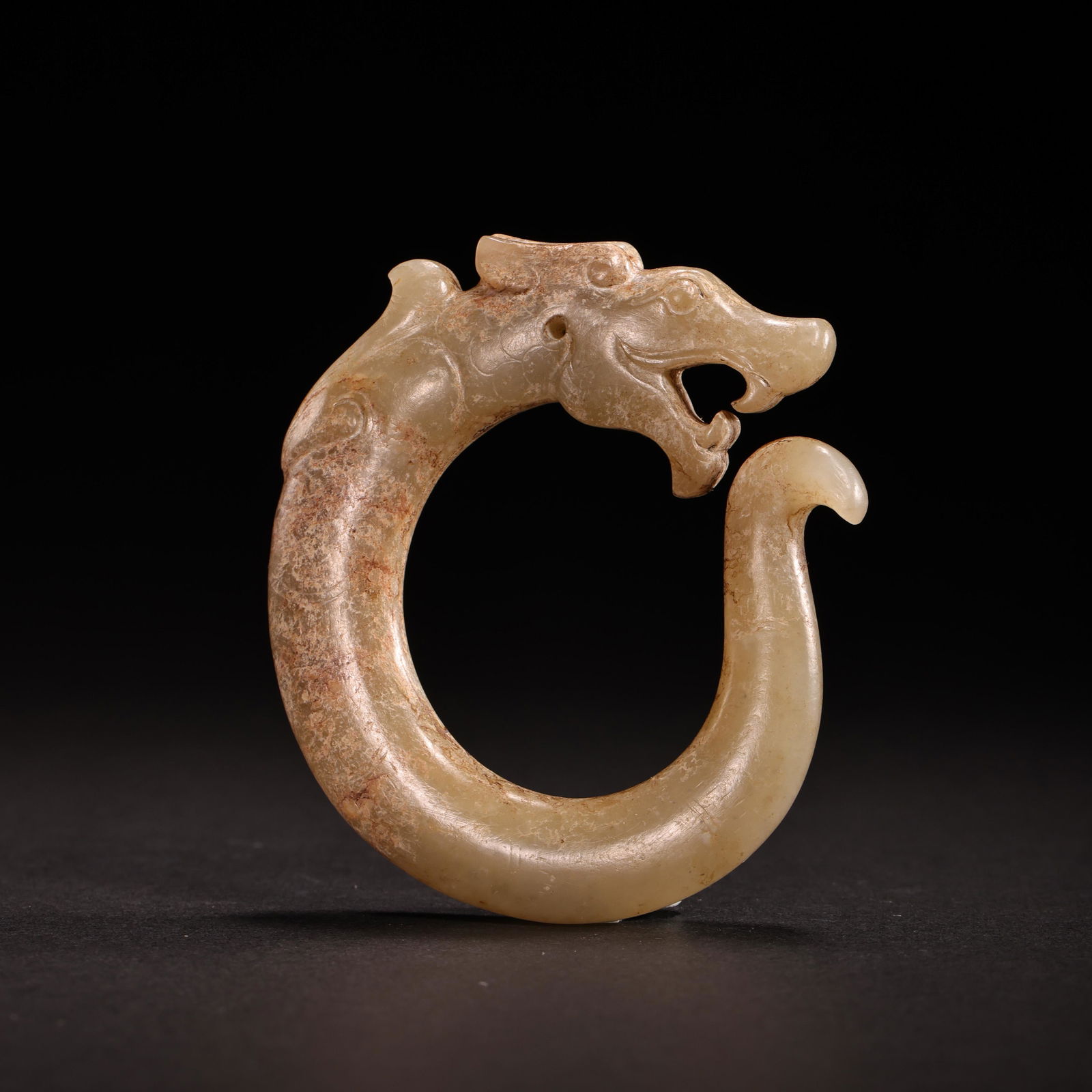 HETIAN JADE DRAGON, HAN DYNASTY, CHINA (1 of 9)