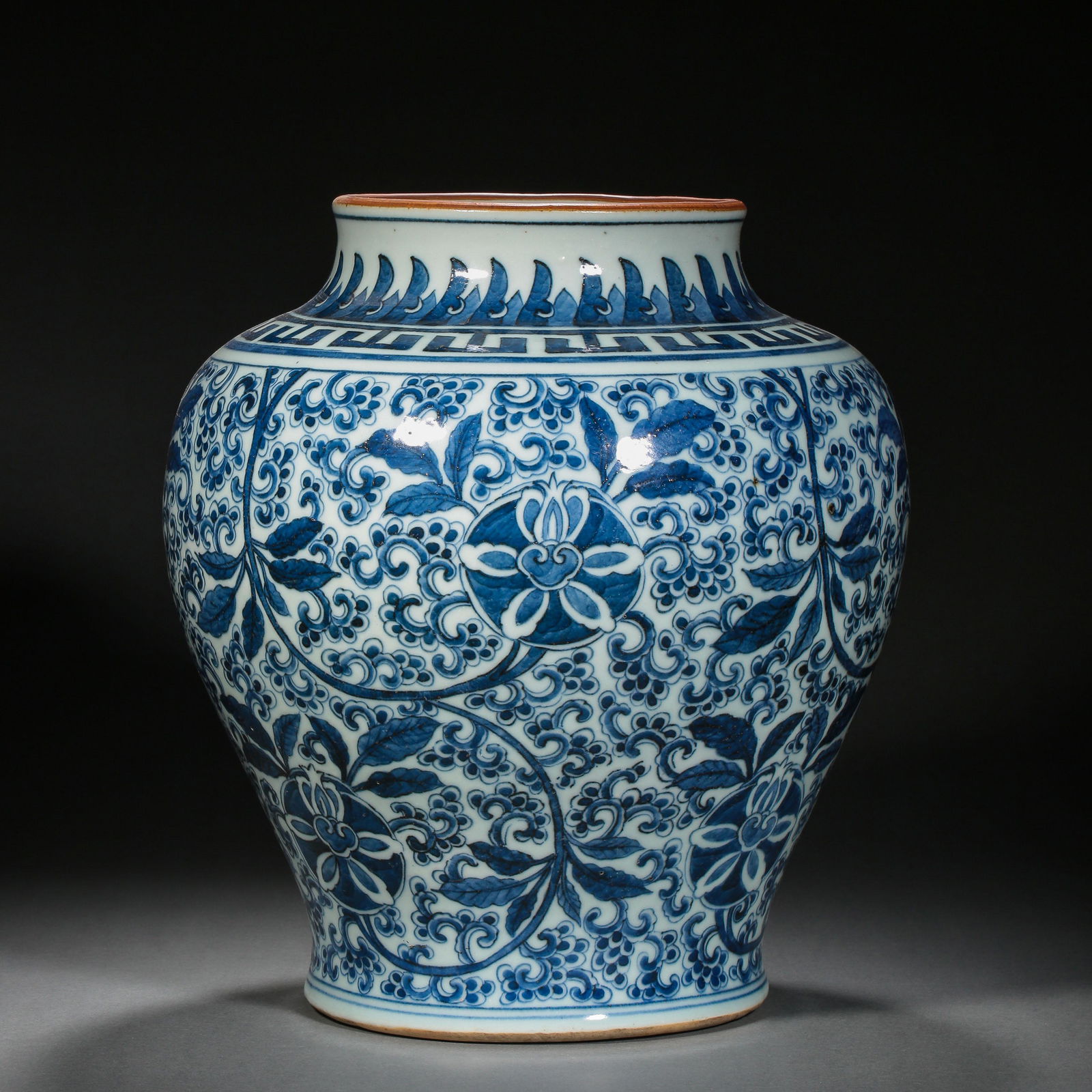 BIG BLUE AND WHITE POT WITH PEONY PATTERN, MING (1 of 8)