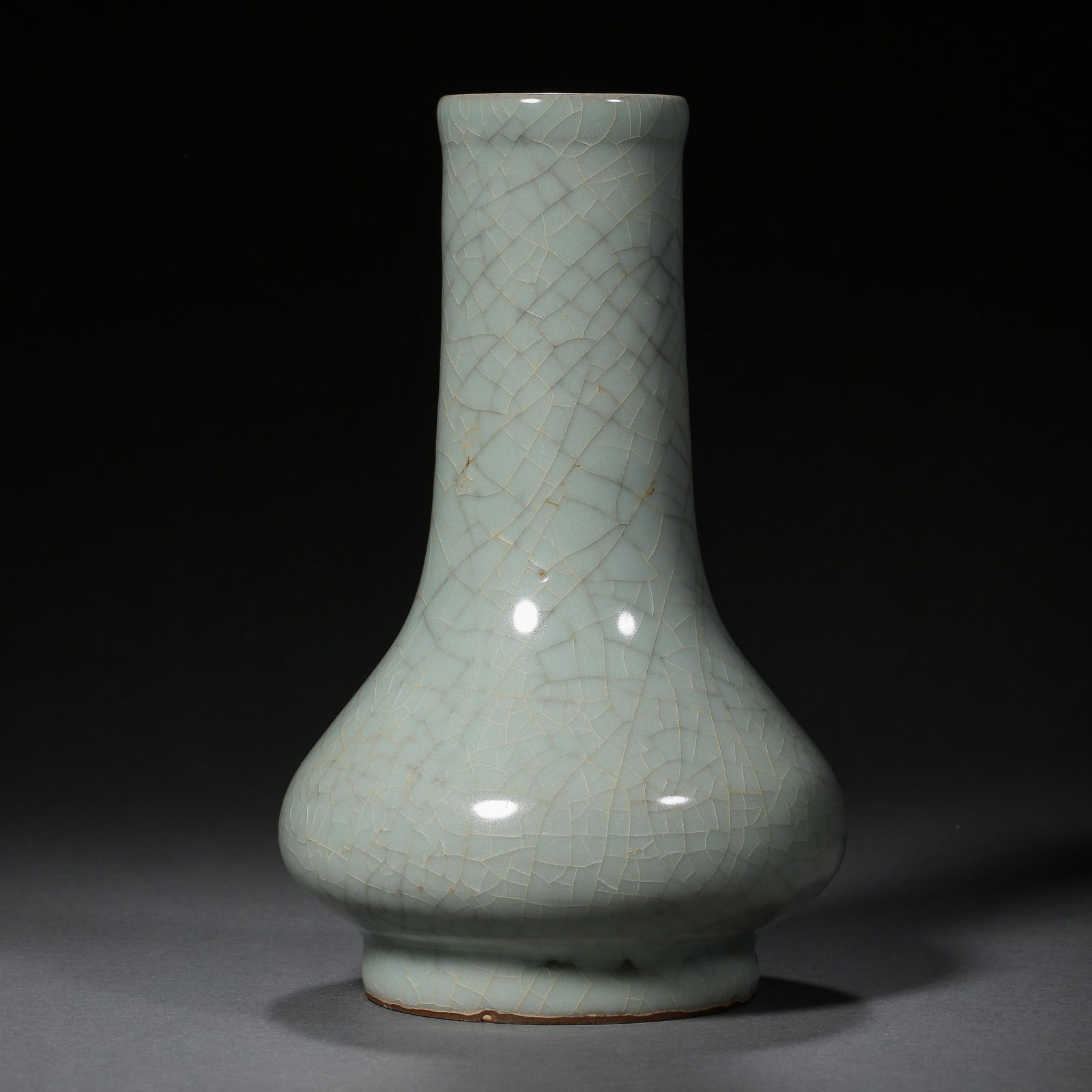 CHINESE SONG DYNASTY GUAN WARE CELADON GLAZED (1 of 10)