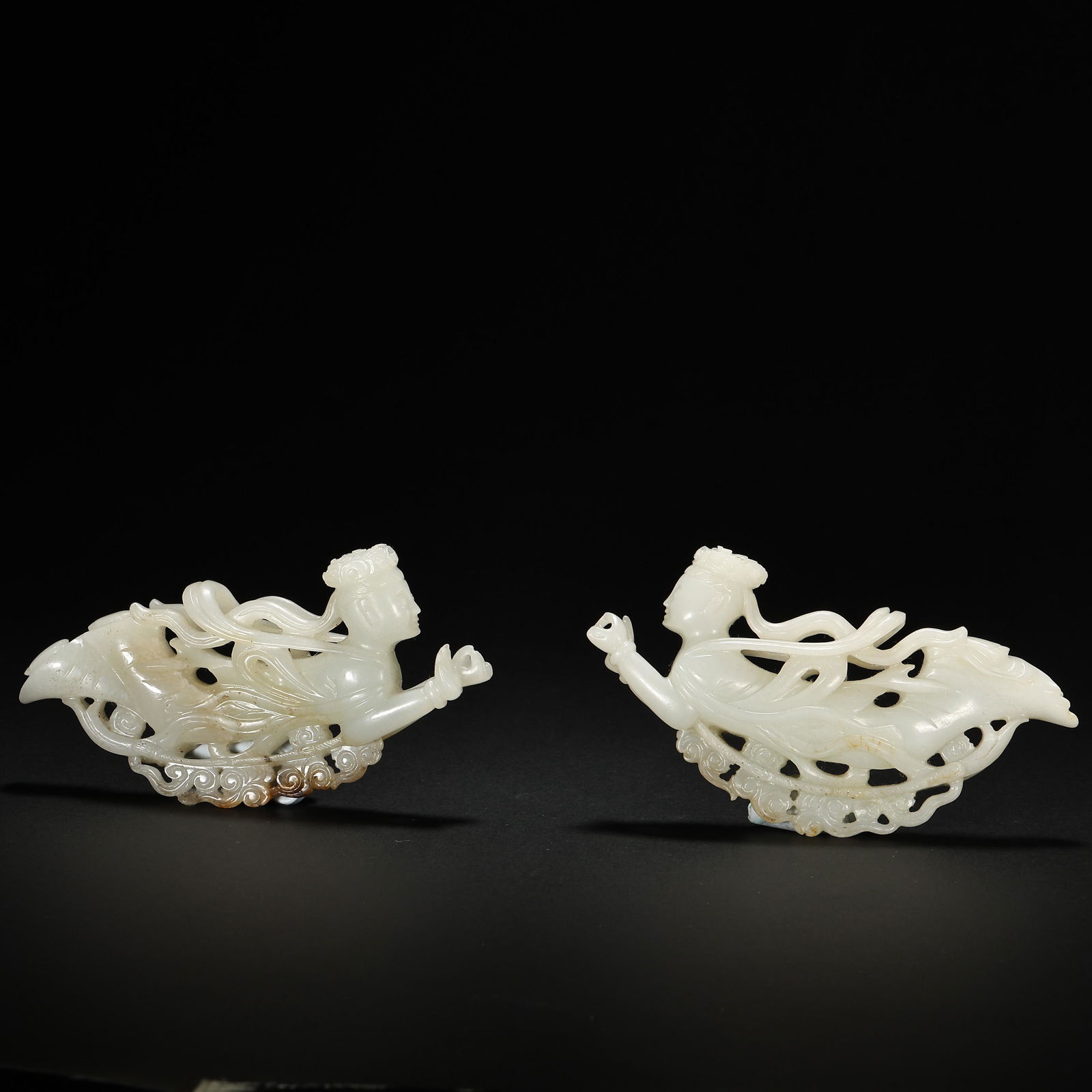 A PAIR OF CHINESE LIAO DYNASTY HETIAN JADE FLYING LADY (1 of 10)