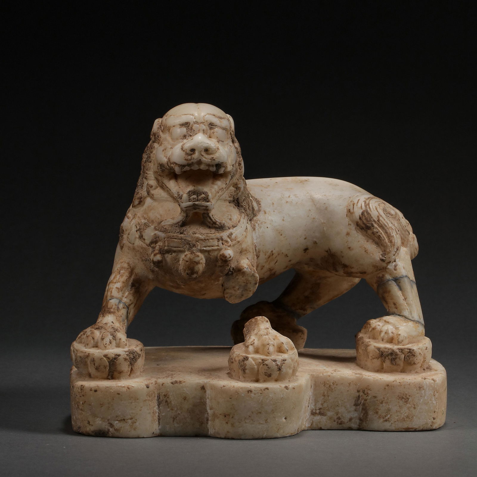CHINESE TANG DYNASTY WHITE MARBLE LION (1 of 11)
