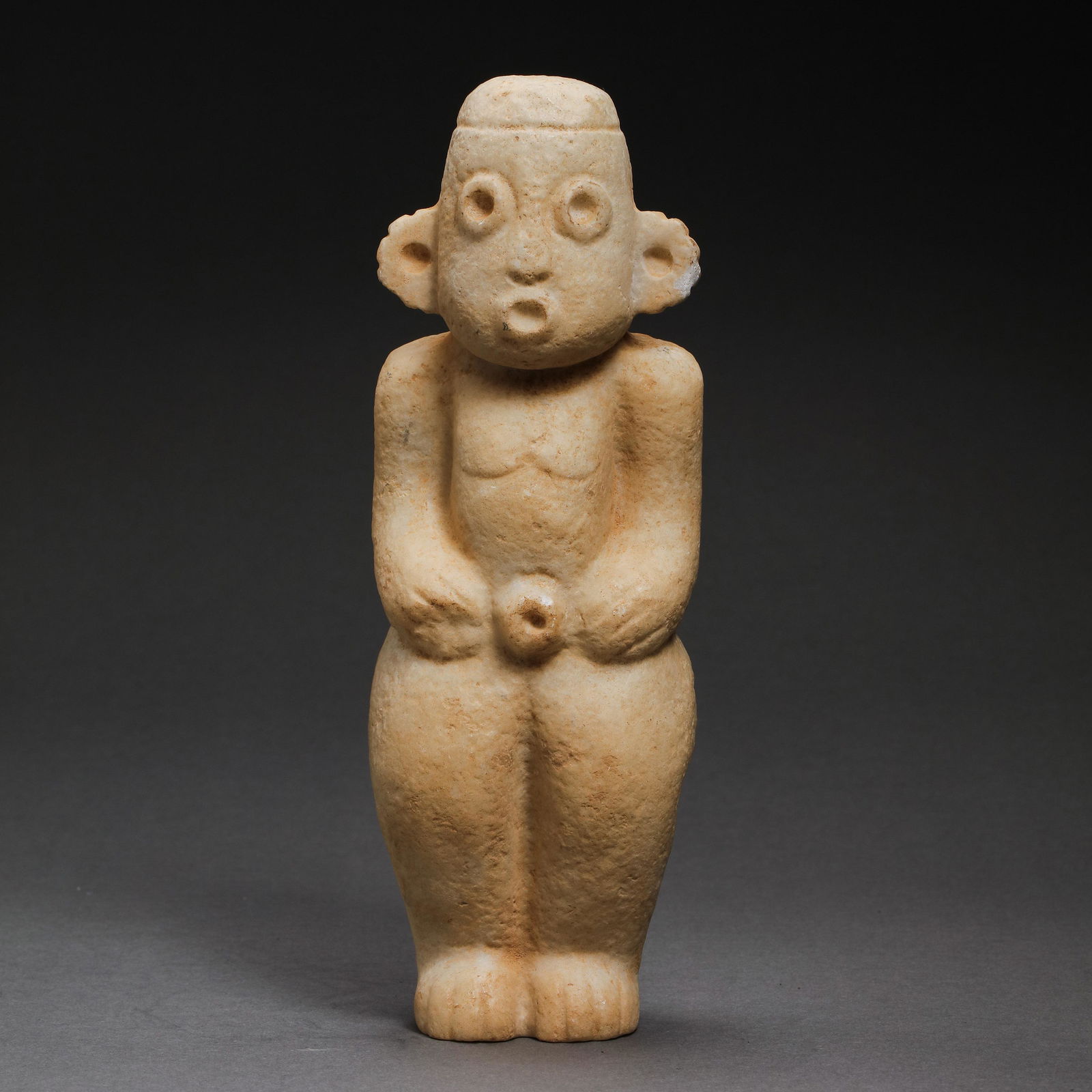 WESTERN WHITE MARBLE STATUE (1 of 11)