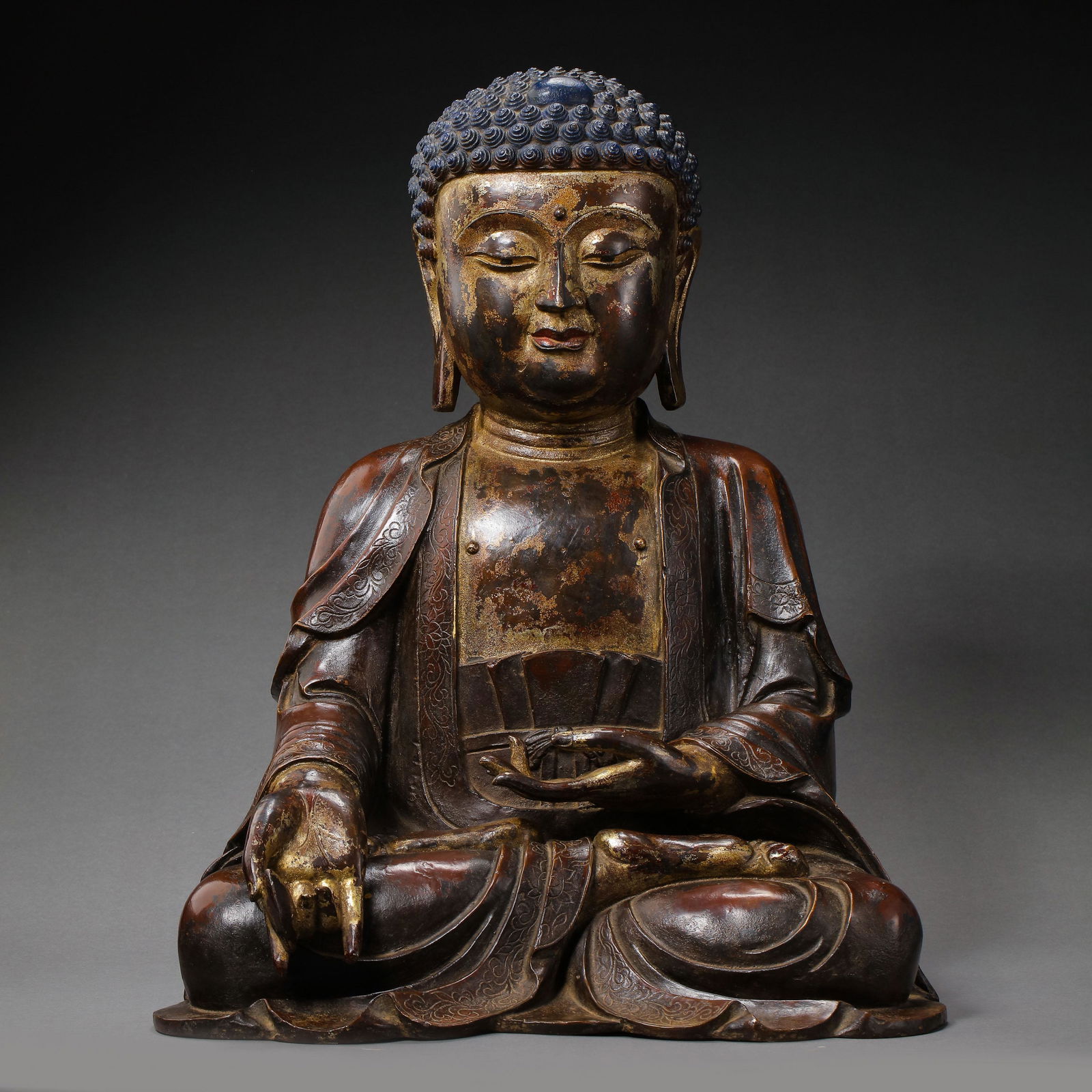 CHINESE MING DYNASTY GILT BRONZE SEATED BUDDHA STATUE (1 of 12)