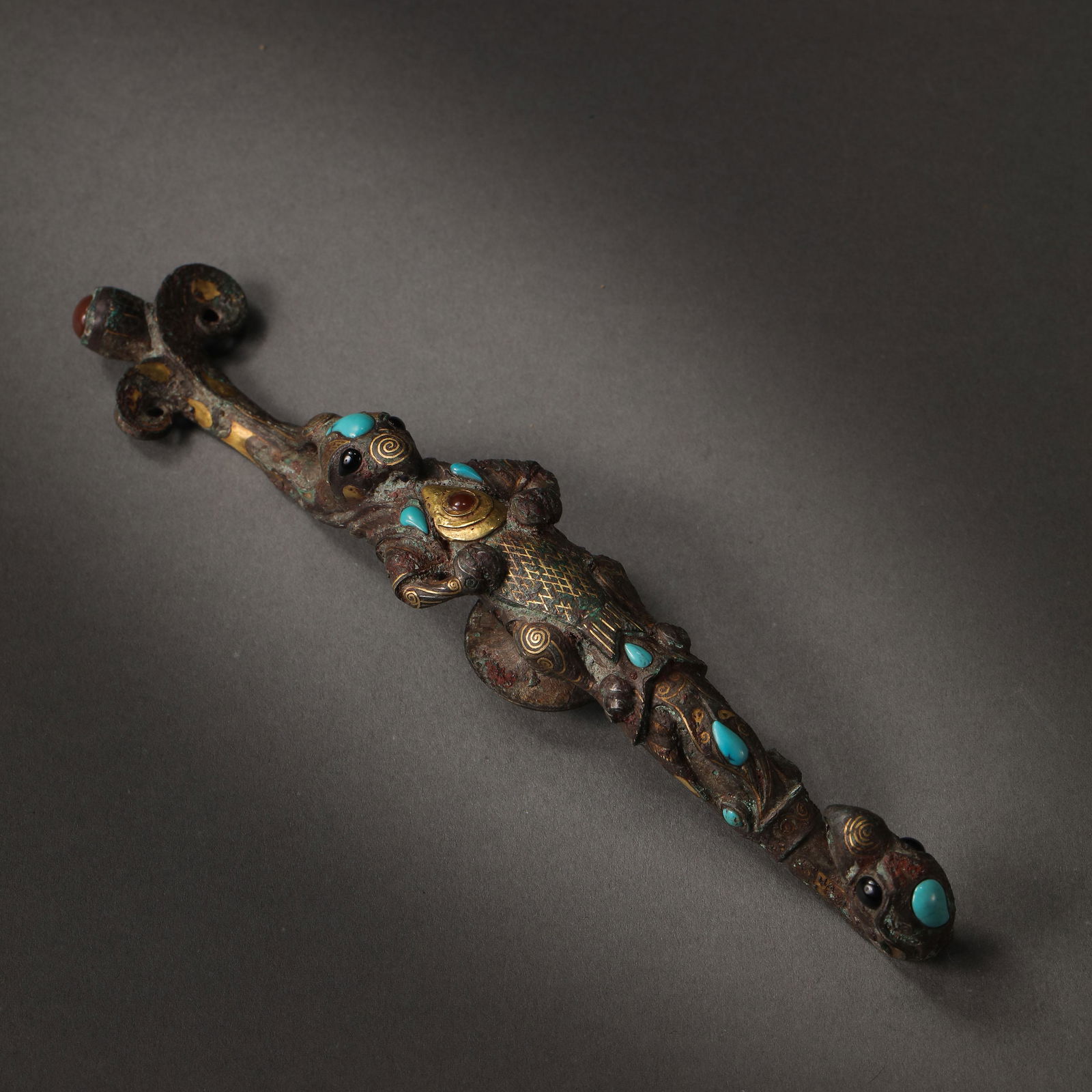CHINESE HAN DYNASTY BRONZE BELT HOOK INLAID GOLD, SILVER AND TURQUOISE (1 of 12)