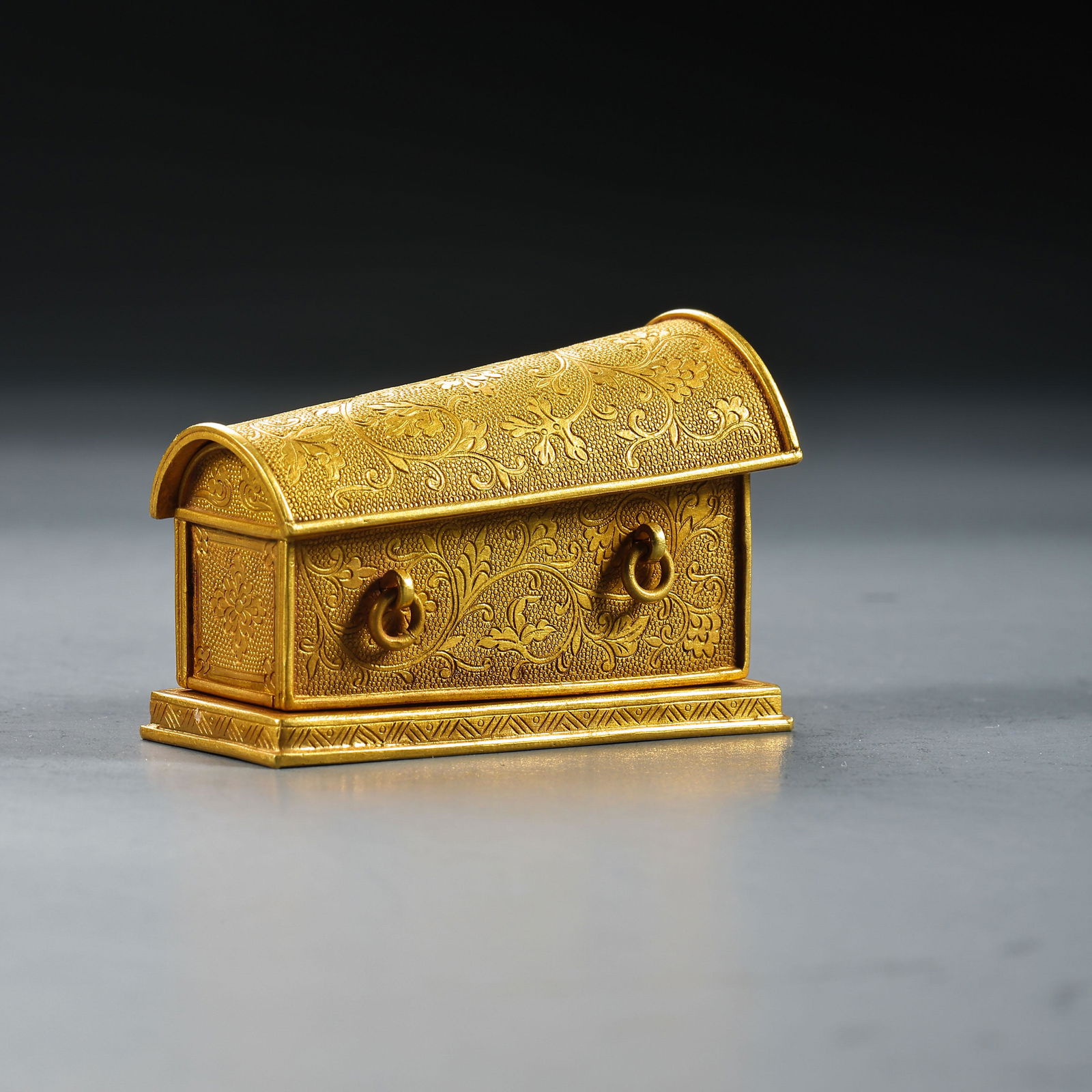 CHINESE TANG DYNASTY PURE GOLD COFFIN ORNAMENT (1 of 10)