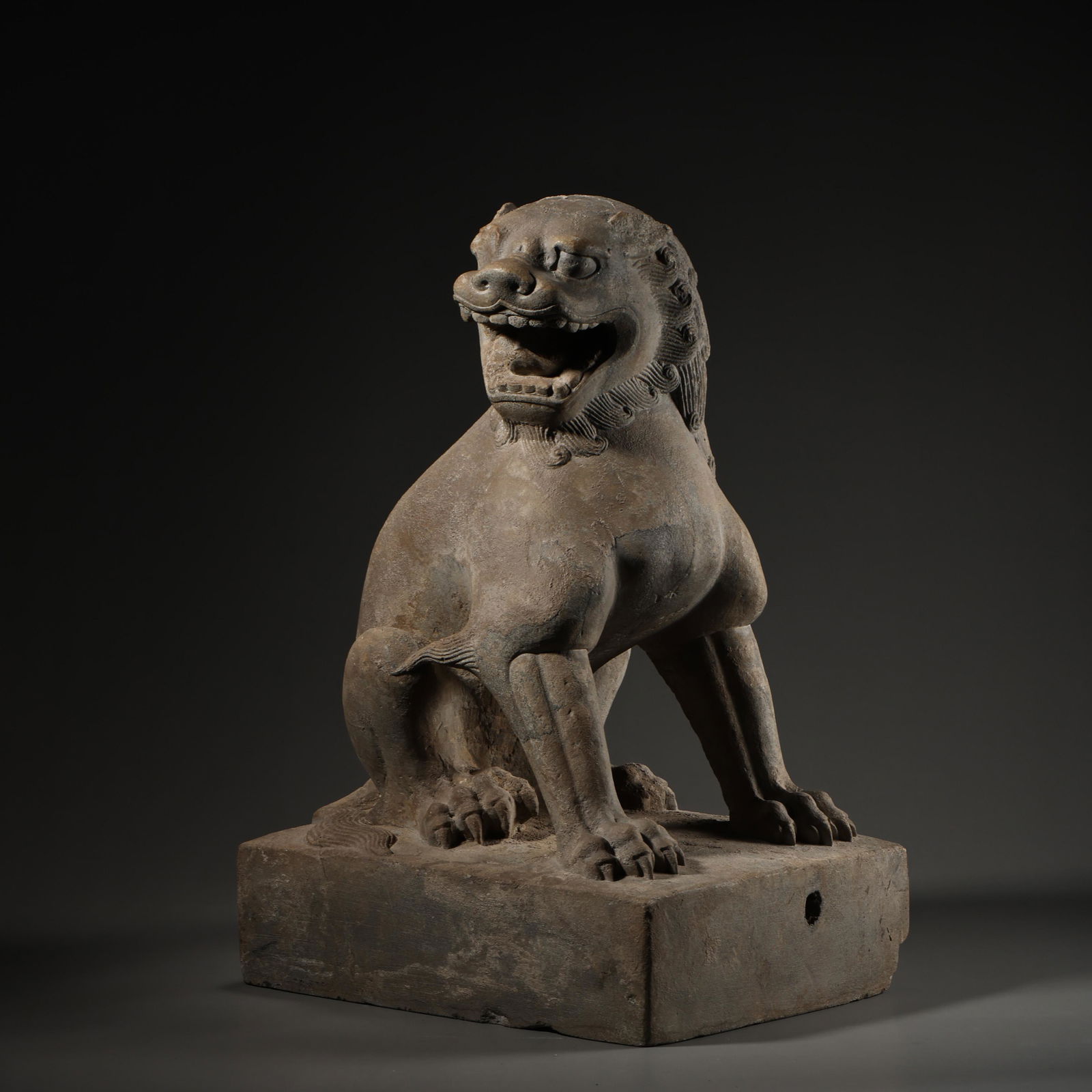 CHINESE TANG DYNASTY STONE LION STATUE (1 of 9)