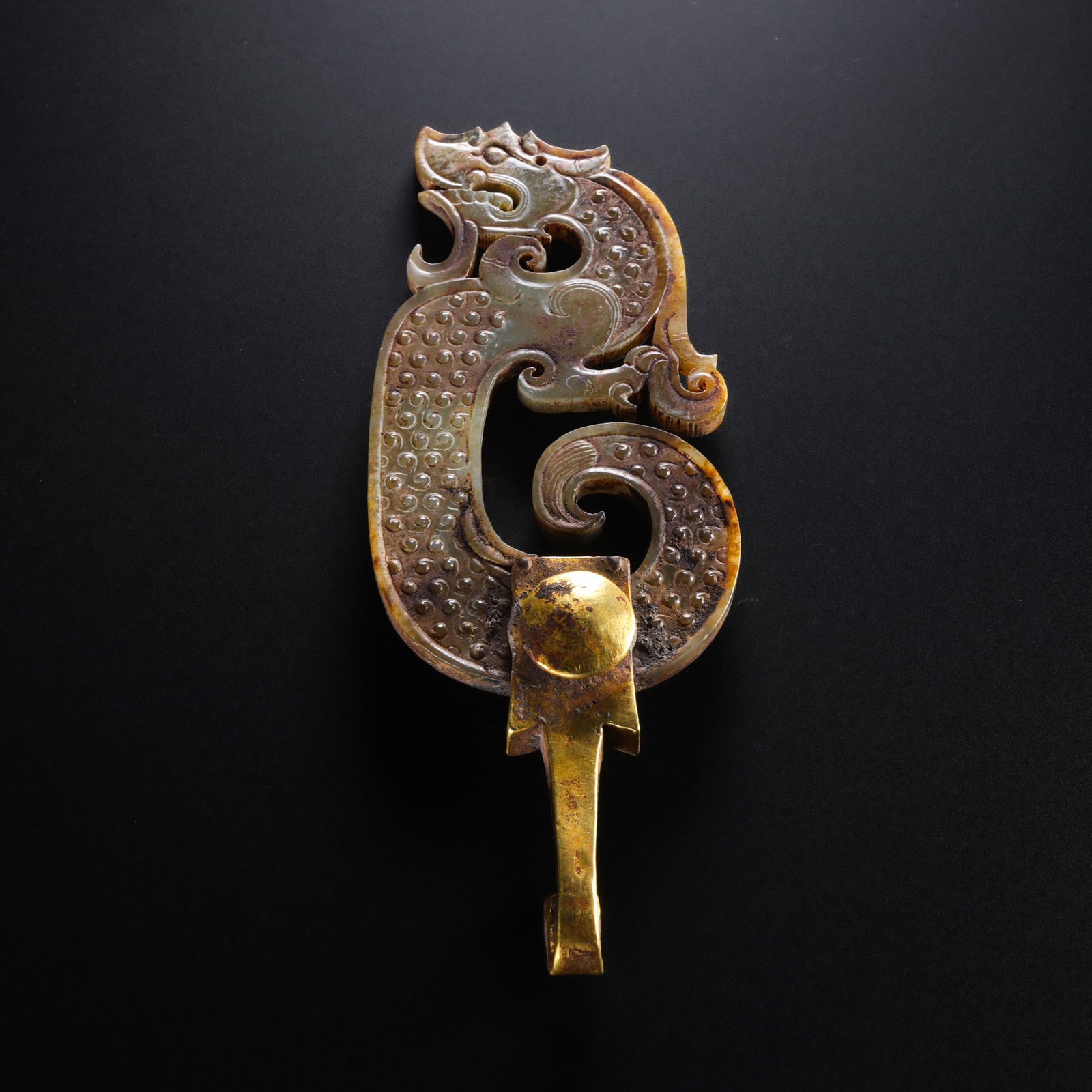 Chinese Han Dynasty Jade Dragon shaped Pendant (1 of 11)