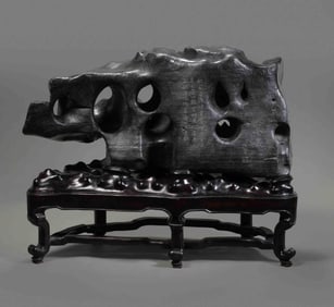 Chinese Qing Dynasty Lingbi stone carving ornament