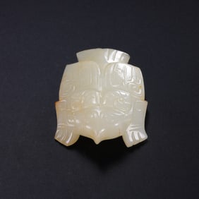 Hetian jade owl from the Western Zhou Dynasty