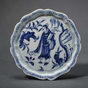 Chinese Yuan Dynasty blue and white figure story pattern flower mouth plate