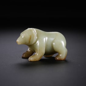 Chinese Han Dynasty jade bear