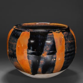 Chinese Northern Song Dynasty Cizhou ware iron embroidered bowl-shaped jar