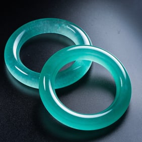 A pair of Chinese Qing Dynasty jewelry bracelets