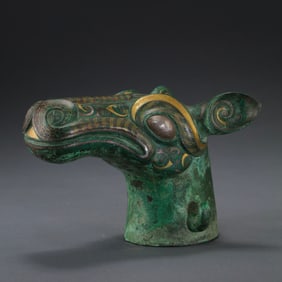 chinese Warring States period inlaid with gold and silver animal heads