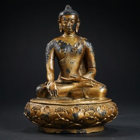 chinese Ming Dynasty bronze gold Buddha sitting statue