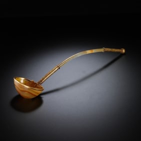 Chinese Liao Dynasty agate covered gold spoon