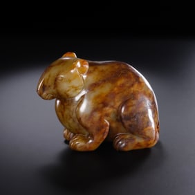 Chinese Han Dynasty jade bear