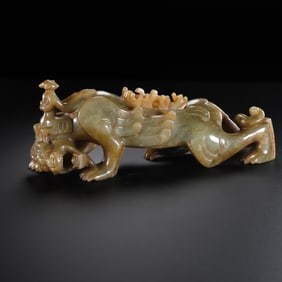 Chinese Han Dynasty jade beast