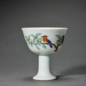chinese Ming Dynasty Chenghua period doucai flower and bird pattern high-foot cup