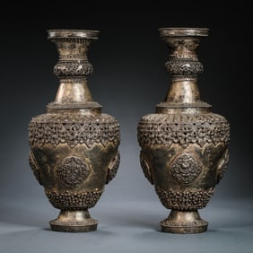 A Pair of Chinese Tang Dynasty Pure Silver Floral Pattern Plate-Mouthed Bottles