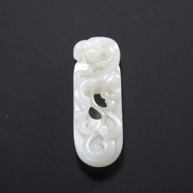 Chinese Qing Dynasty Hetian White Jade Dragon Pattern Pendant