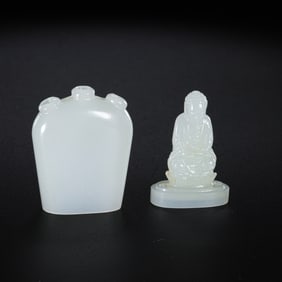 A group of Chinese Qing Dynasty Hotan white jade Buddha seated