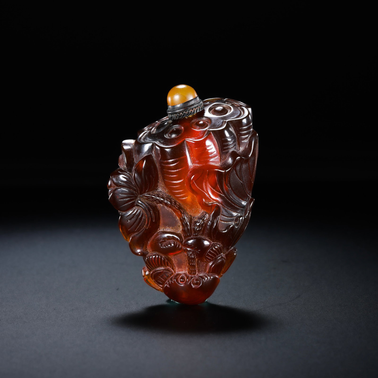 Chinese wax snuff bottle, Qing Dynasty (1 of 6)