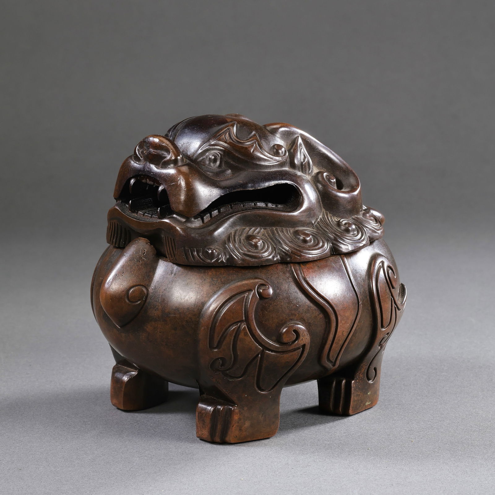 Chinese Ming Dynasty copper incense burner (1 of 10)