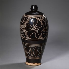 Chinese Northern Song Dynasty Cizhou kiln black glaze flower pattern plum vase