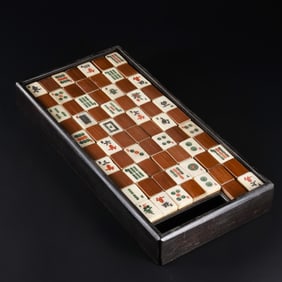 A set of Chinese Qing Dynasty bone mahjong