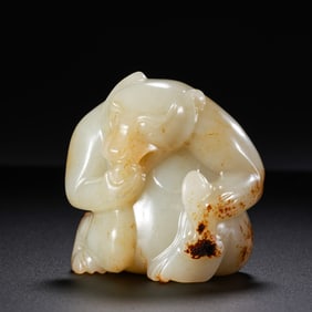 Chinese Han Dynasty Jade Bear