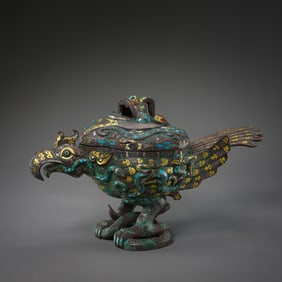 Chinese Warring States Period gold and silver inlaid phoenix bird pattern lidded stove