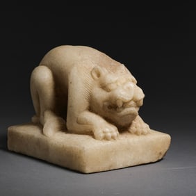 Chinese Tang Dynasty white marble auspicious beasts