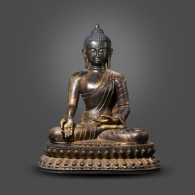 Chinese Qing Dynasty bronze Buddha statue