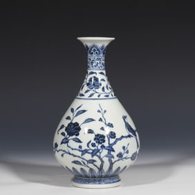 Blue and white jade vase with flower and bird pattern, Xuande period, Ming Dynasty, China