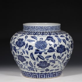Blue and white jar from the Xuande period of the Ming Dynasty, China